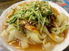 -艾力江和田馕坑烤肉店
