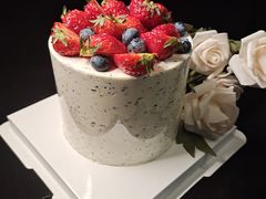 -山与蓝·轻糖鲜果蛋糕(勒泰店)