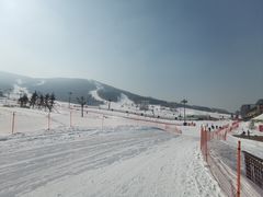 -中旅松花湖滑雪场