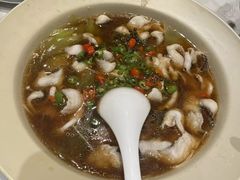 鲜椒水煮鱼-鹿港小镇(金虹桥国际中心店)