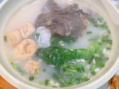 -熊大师牛羊粉(红谷凯旋店)