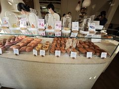 -VERIE BAKEHOUSE