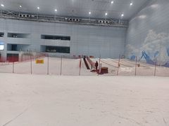-哈尔滨热雪奇迹