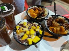 芒果黄桃火龙果炼乳冰-小胖老味刨冰