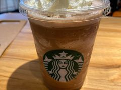 -星巴克臻选(南京金茂览秀城店)