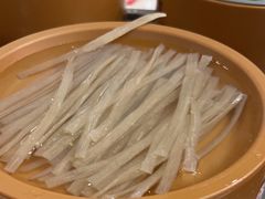 -龍歌自助小火锅(市南金茂湾店)