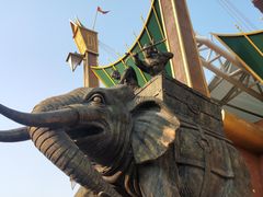 -七彩云南欢乐世界