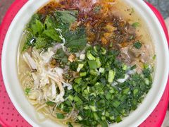 牛烂烀细米线-啊墨江牛烂烀米线