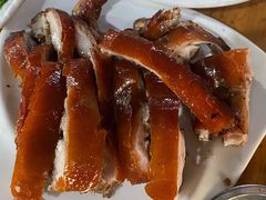 四更烤乳猪-黄记四更烤乳猪店