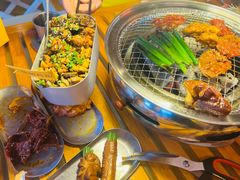 -叽叽扎扎烤肉场(生态城万达店)