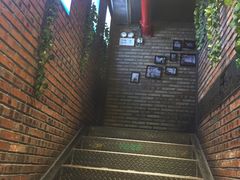 -管氏翅吧(中关村店)