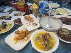 -侬佳蒸菜馆(听潮店)