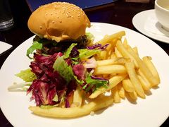 传统牛肉汉堡-bluefrog蓝蛙(悠唐购物中心店)
