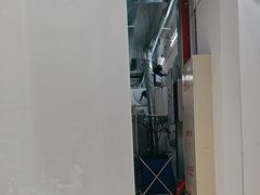 -福奈特洗衣洗鞋(宝华广场店)