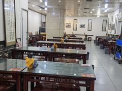 大堂-牛一嘴·兰州牛肉面·大盘鸡(财富中心店)