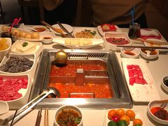 -海底捞火锅鲜切牛肉主题店(长寿路店)