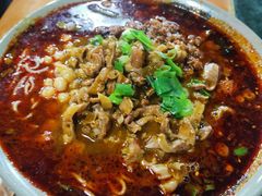 -丁丁猫重庆小面(徐州路店)
