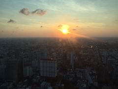 景观位-彩虹云霄酒店76&78层国际自助餐