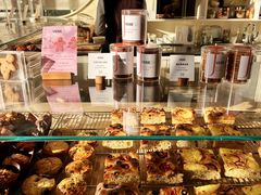 -VERIE BAKEHOUSE