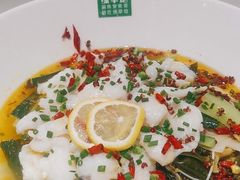 -绿草地·湘菜(7mall店)