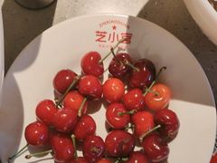 -芝小官毛肚火锅海鲜自助(苏州吴江区万宝店)
