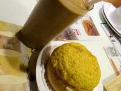 -新大咀港式茶餐厅(宝山万达店)