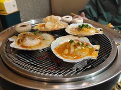 -围炉肉舍•炭烤活鳗•丹东海鲜烤肉(步行街店)