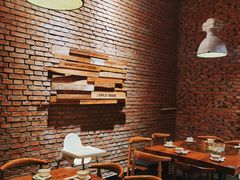 -苹果树下艺术餐厅(宋庄店)