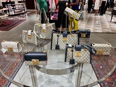 -Gucci(青岛海信广场店)