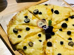 榴莲蓝莓飞饼披萨-ROIIN用心(杭州首店)