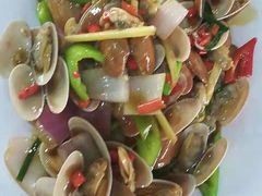 -四川小胡子海鲜(丁村万人海鲜广场店)