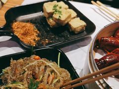 -巴厘龙虾·榜首油焖大虾(音乐学院·沿江酒馆店)
