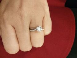 -威德钻石-克拉钻大本营(南京东路店)