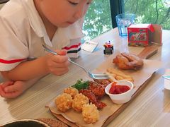 -必胜客(上海新南方商城PH店)