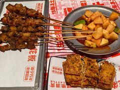 -威记烧嘢·南宁烧烤·超级生牛(绿地店)
