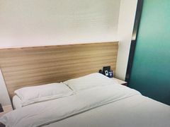 -好家园酒店(深圳坪山技术大学地铁站店)