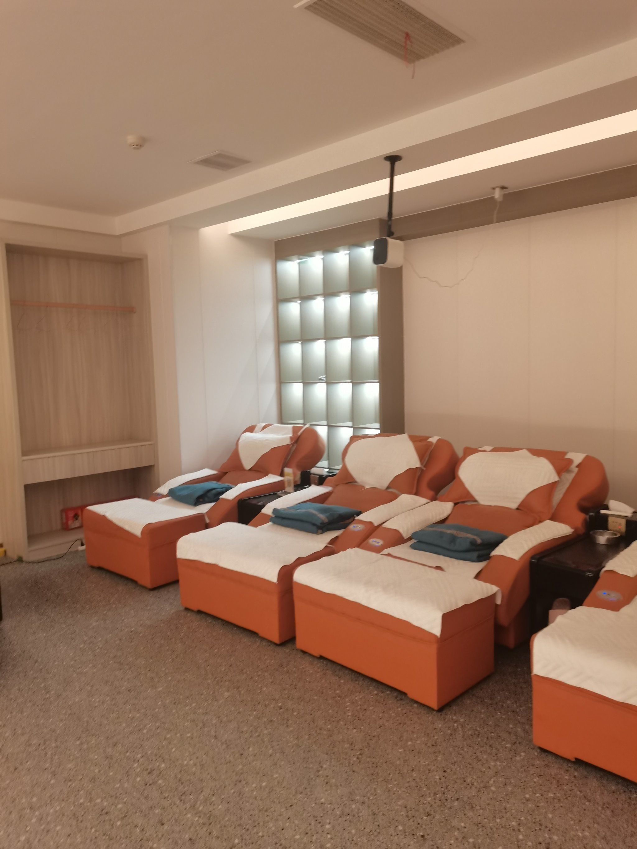 强烈推荐这家足疗店,无论是解压还是享受,都是不二之选!