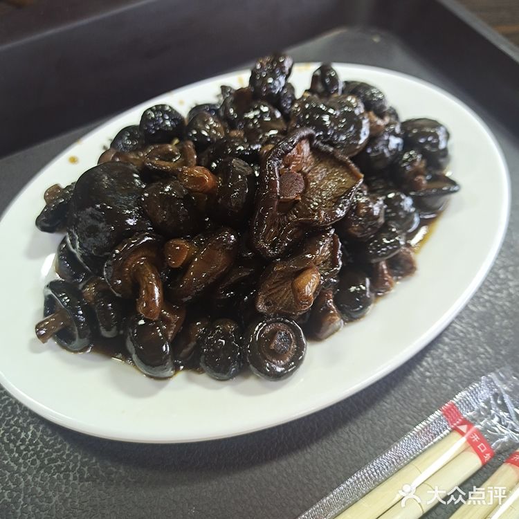 绿园区一家开了十几年的面店🍜 这个小菜真好吃