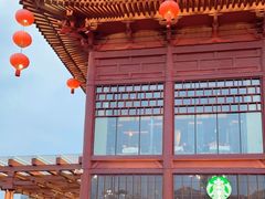 -星巴克(西安曲江银泰店)