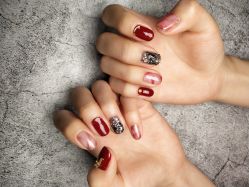 -摩睫+皮肤管理·科学美容中心