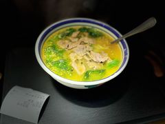 -云阿蛮云南生烫牛肉米线(奉贤路店)