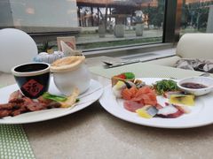 -亮马河饭店翠雅咖啡厅