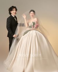 -薇薇新娘婚纱摄影连锁品牌(瘦西湖店)