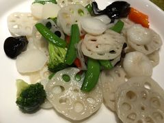 -上海小南国(仲盛世界商城店)