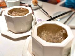 农夫山泉水炖土猪肉汤-金戈戈香港豉油鸡(皇庭广场店)