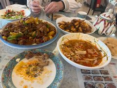-汗腾格里·风味餐厅(新疆驻京办店)
