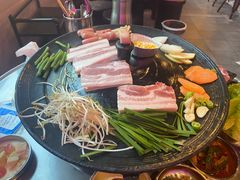 -豚豚家돈돈가韩国锅盖烤肉(新北万达店)
