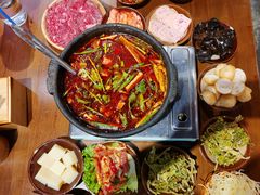 -黔有有贵州酸汤夺夺粉火锅(五味十字店)