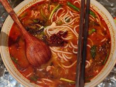 -粉八·云南米线·建水烧烤(常熟路店)