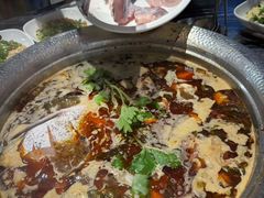 -老船舫·现做活鲜鱼馆(东郊记忆店)